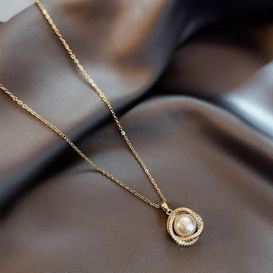 Pearl Chain Pendant