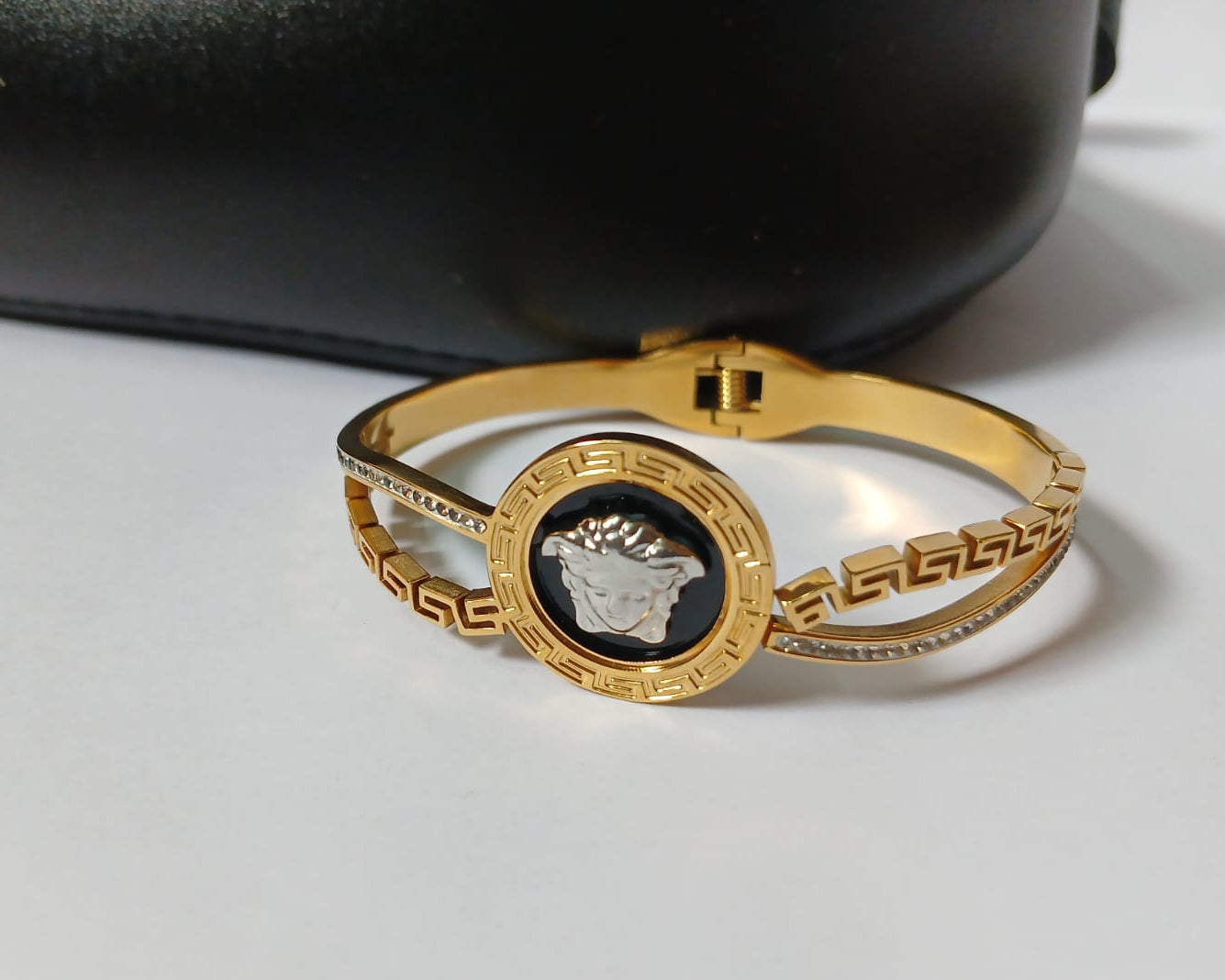 Medusa Medallion Stainless Steel Premium Quality Hands cuff / Versace Handcuff