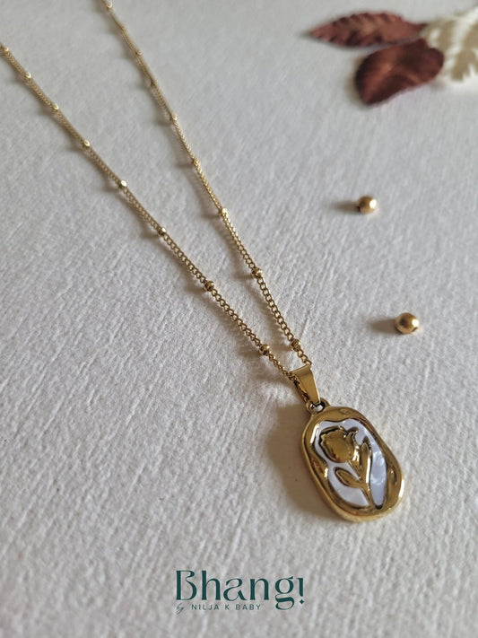 Rose Flower Pendant Necklace
