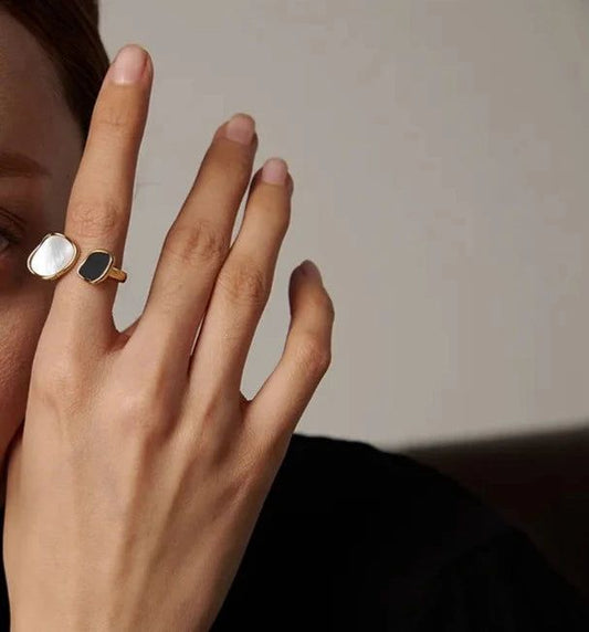 Stainless Steel Acrylic Shell Adjustable Ring for Women