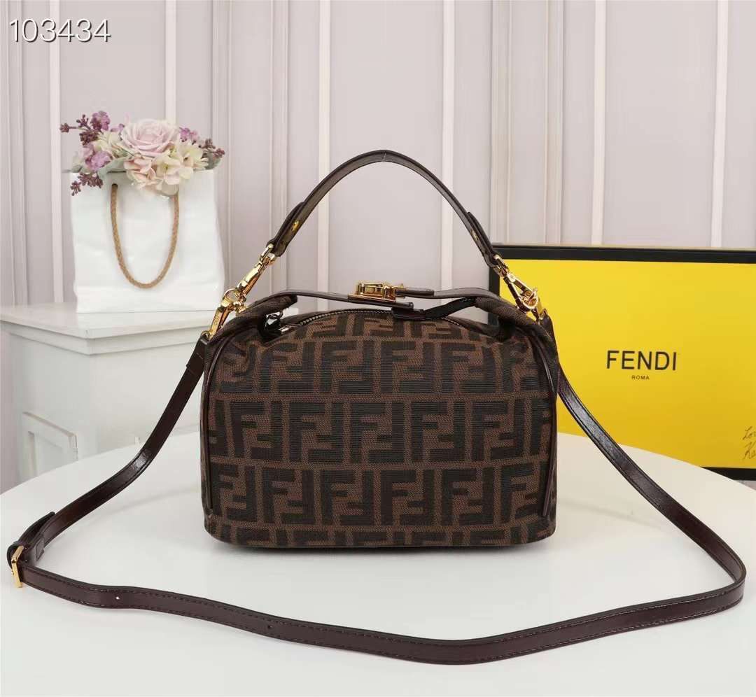 Fendi Crossbody Bag with Dual Straps – Premium Designer Edition