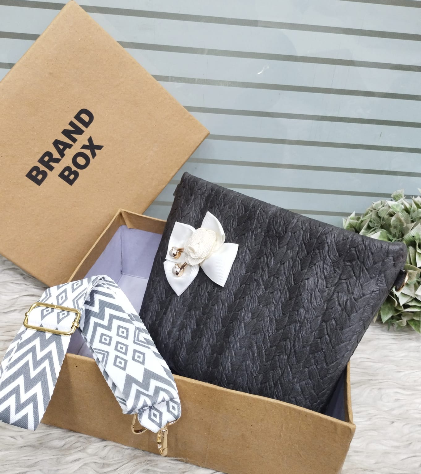 Crossbody Handbags