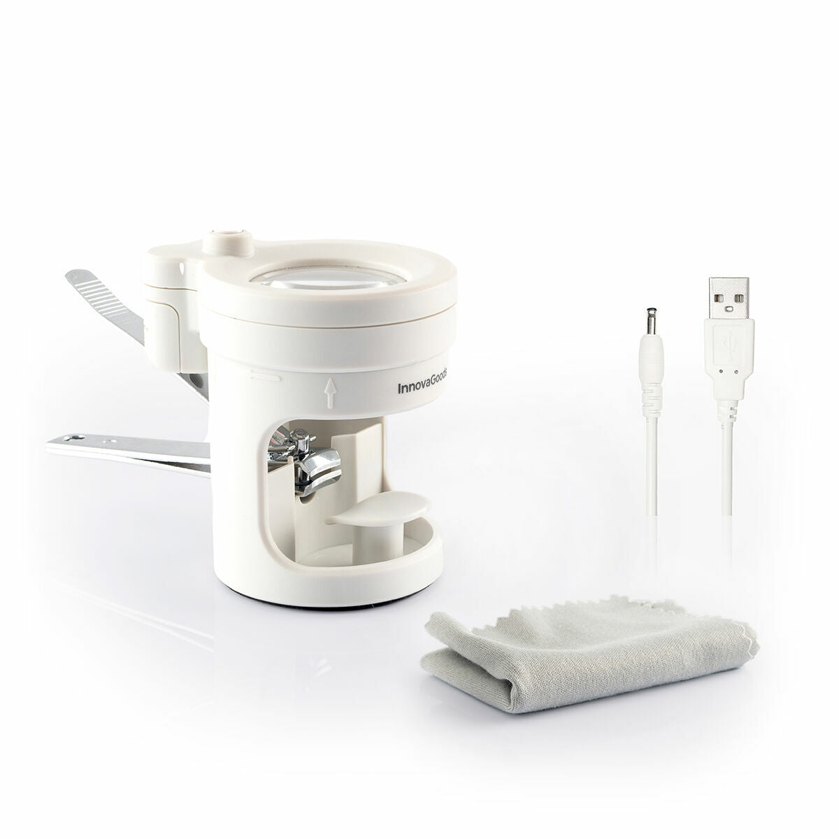 LED Nail Clippers with 8× Magnifier – High-Precision Nail Grooming with Enhanced Visibility