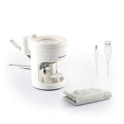 LED Nail Clippers with 8× Magnifier – High-Precision Nail Grooming with Enhanced Visibility