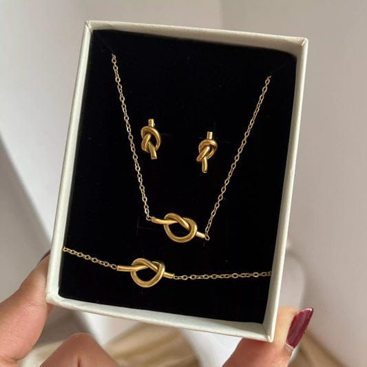 Stainless Steel Knotted Pedant Bracelet Set