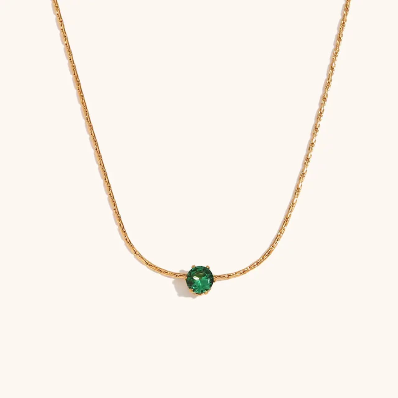 Dainty Solitaire Zircone Pendant Necklace | Stainless Steel