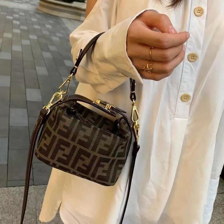 Fendi Crossbody Bag with Dual Straps – Premium Designer Edition