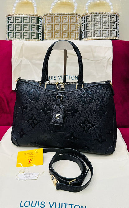 𝗟𝗢𝗨𝗜𝗦 𝗩𝗨𝗜𝗧𝗧𝗢𝗡 | Master Quality – Official Model